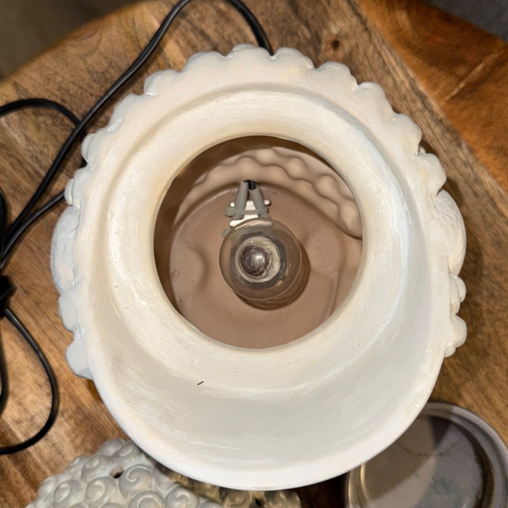 Scentsy Bali Ceramic Wax Warmer - Picture 5 of 7